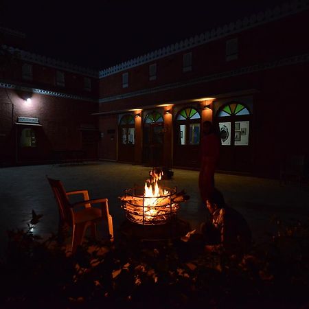 Hotel Jaswant Bhawan ビーカーネール エクステリア 写真