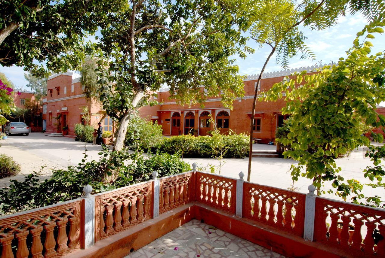 Hotel Jaswant Bhawan ビーカーネール エクステリア 写真