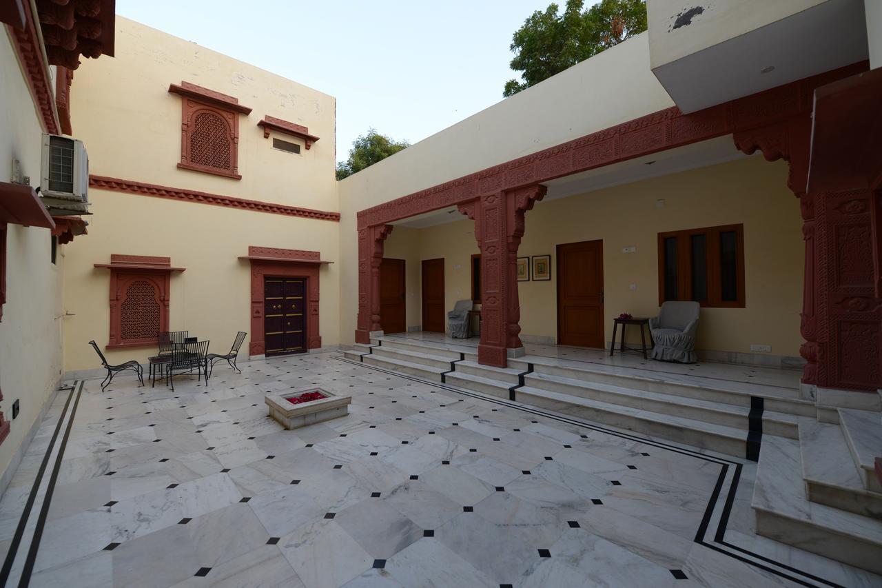 Hotel Jaswant Bhawan ビーカーネール エクステリア 写真
