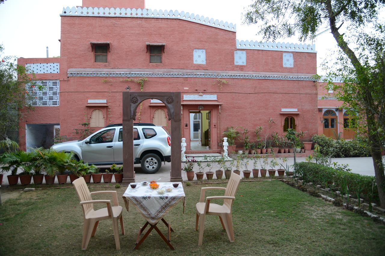 Hotel Jaswant Bhawan ビーカーネール エクステリア 写真